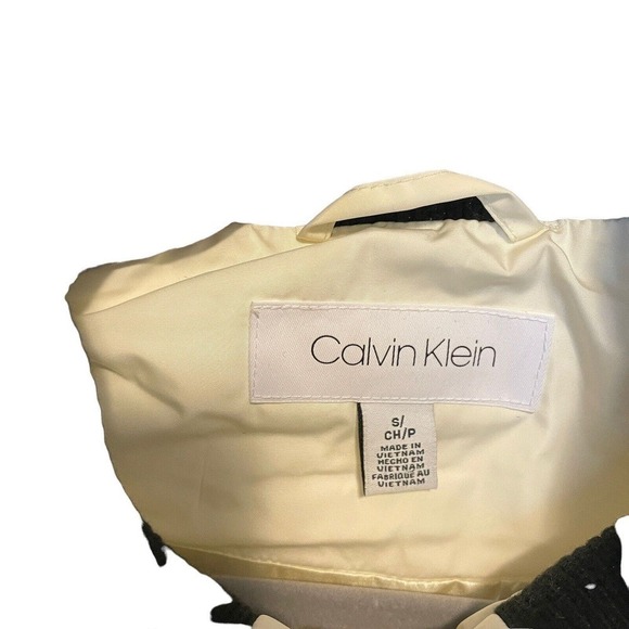 Calvin Klein Womens Ivory & Black Quilted Stretch Sides Puffer Vest Small NWOT - Picture 3 of 12